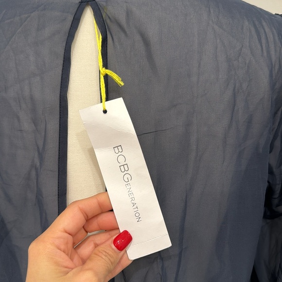 NWT 🏷️ BCBGeneration Women's Long Sleeve Blouse Romper size S - Picture 8 of 12